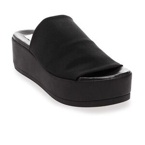 SOLD- Steve Madden black sandals